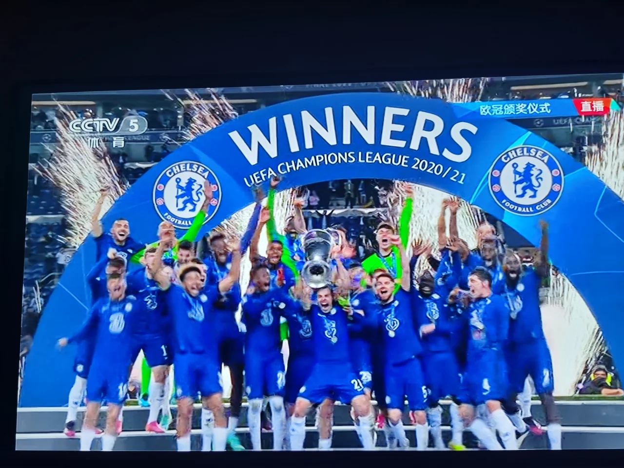 开云体育-德罗巴重返赛场,爆冷首场状态出色,日本队观众沸腾!-开云体育